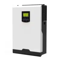 Capacidad de 5000W: Este inversor tiene una potencia nominal de 5000W, suficiente para alimentar equipos y electrodomésticos de alto consumo, como refrigeradores, aire acondicionado o herramientas eléctricas. Tensión de 48V: Diseñado para sistemas de baterías de 48V, lo que maximiza la eficiencia y reduce las pérdidas energéticas en comparación con sistemas de voltaje más bajo. Controlador de carga MPPT de 60A: Incorpora un controlador de carga solar MPPT (Maximum Power Point Tracking) de 60 amperios, lo que optimiza la eficiencia en la captación de energía solar, asegurando que los paneles operen siempre en su punto de máxima potencia. Cargador de baterías integrado: Además de gestionar la energía solar, este inversor también incluye un cargador para baterías desde la red eléctrica o un generador, garantizando un suministro continuo de energía durante periodos de baja radiación solar o cuando la carga es más alta de lo esperado. Pantalla LCD: Equipado con una pantalla intuitiva que muestra información en tiempo real sobre el rendimiento del sistema, el estado de las baterías, la carga solar y el estado de la red. Conmutación automática: Permite la conmutación automática entre las diferentes fuentes de energía (red eléctrica, solar y baterías), proporcionando una operación ininterrumpida.